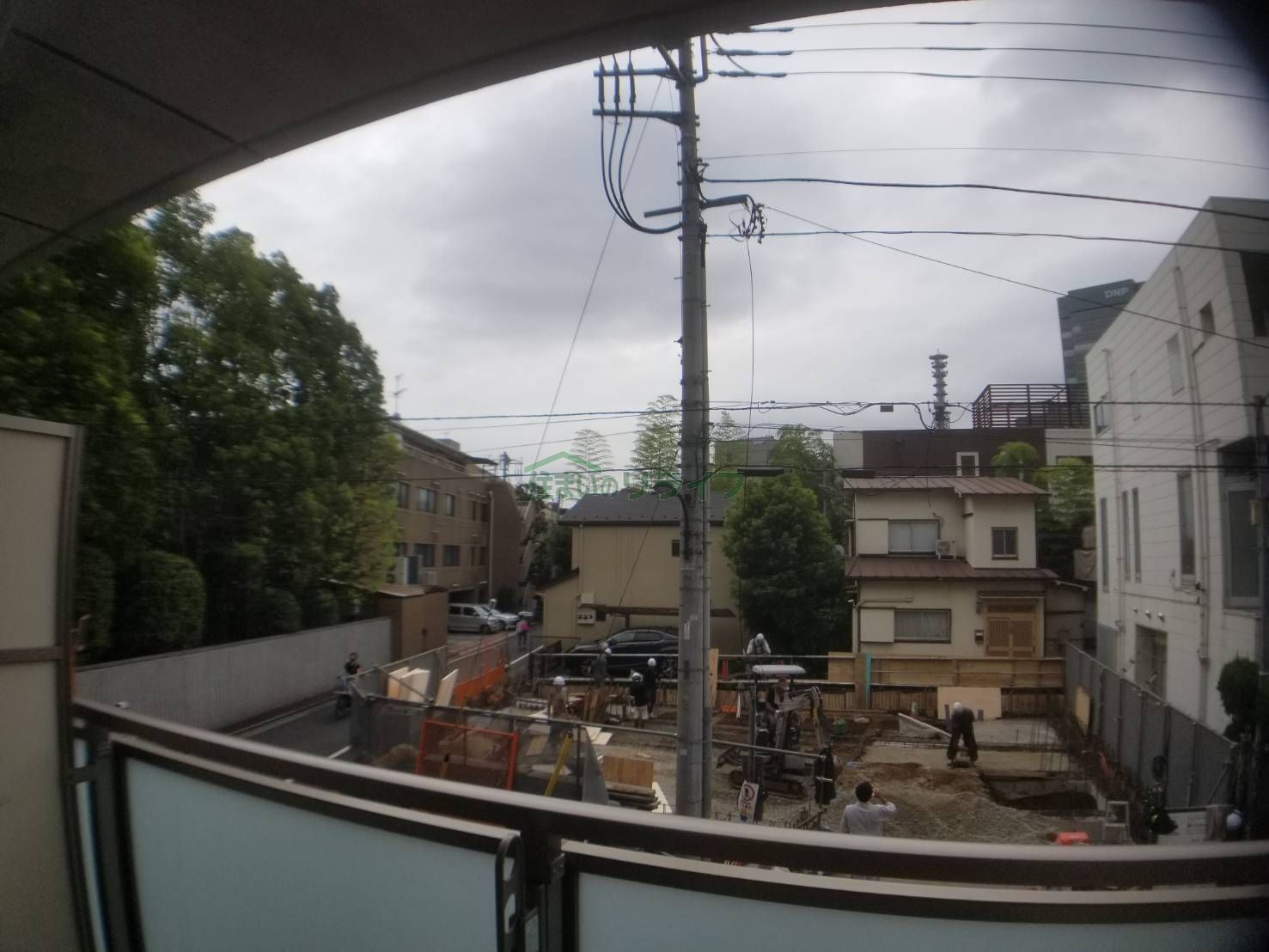 バルコニー