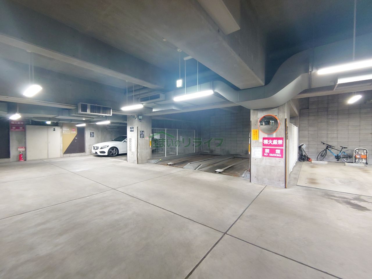 駐車場