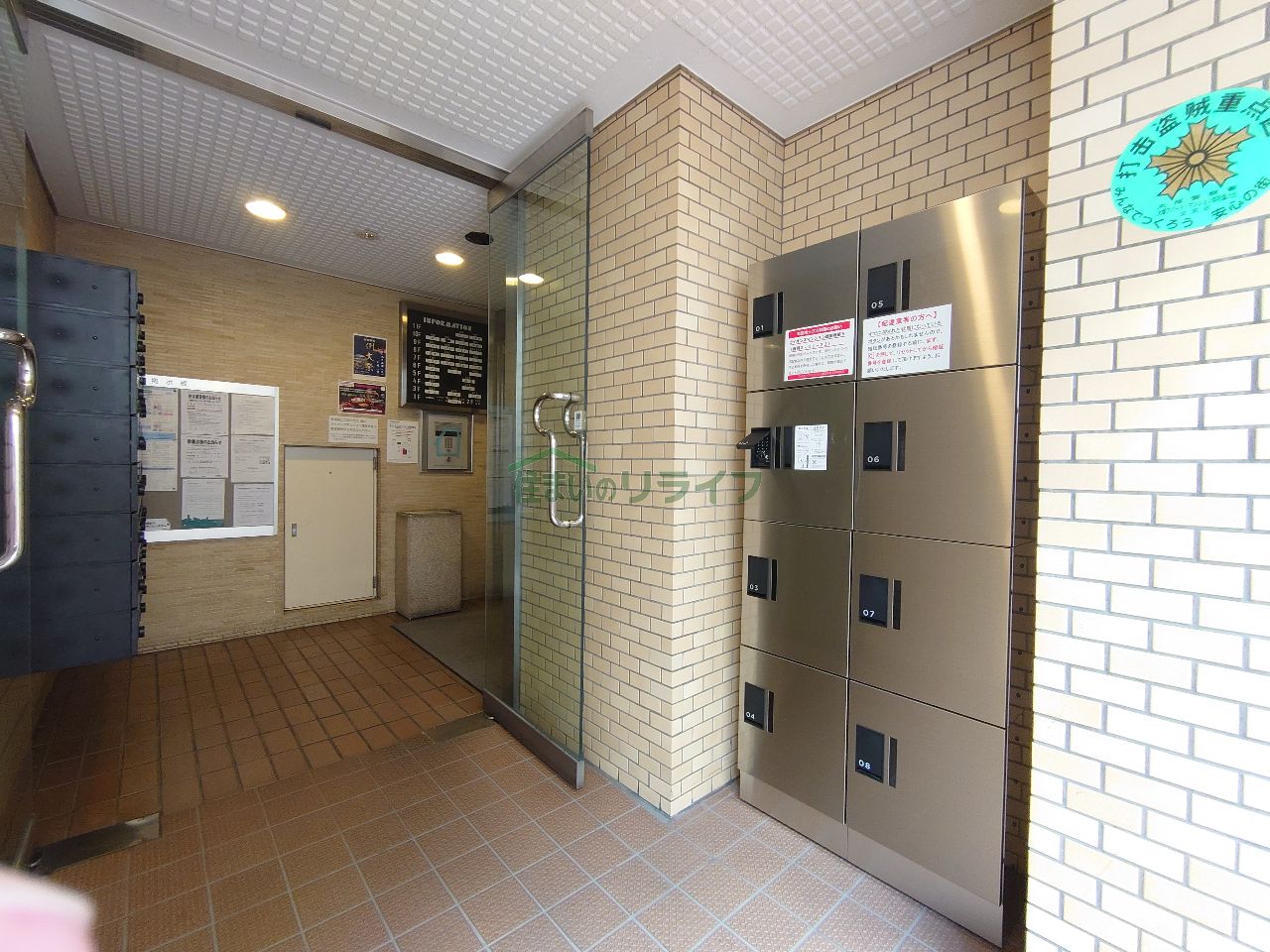 建物エントランス