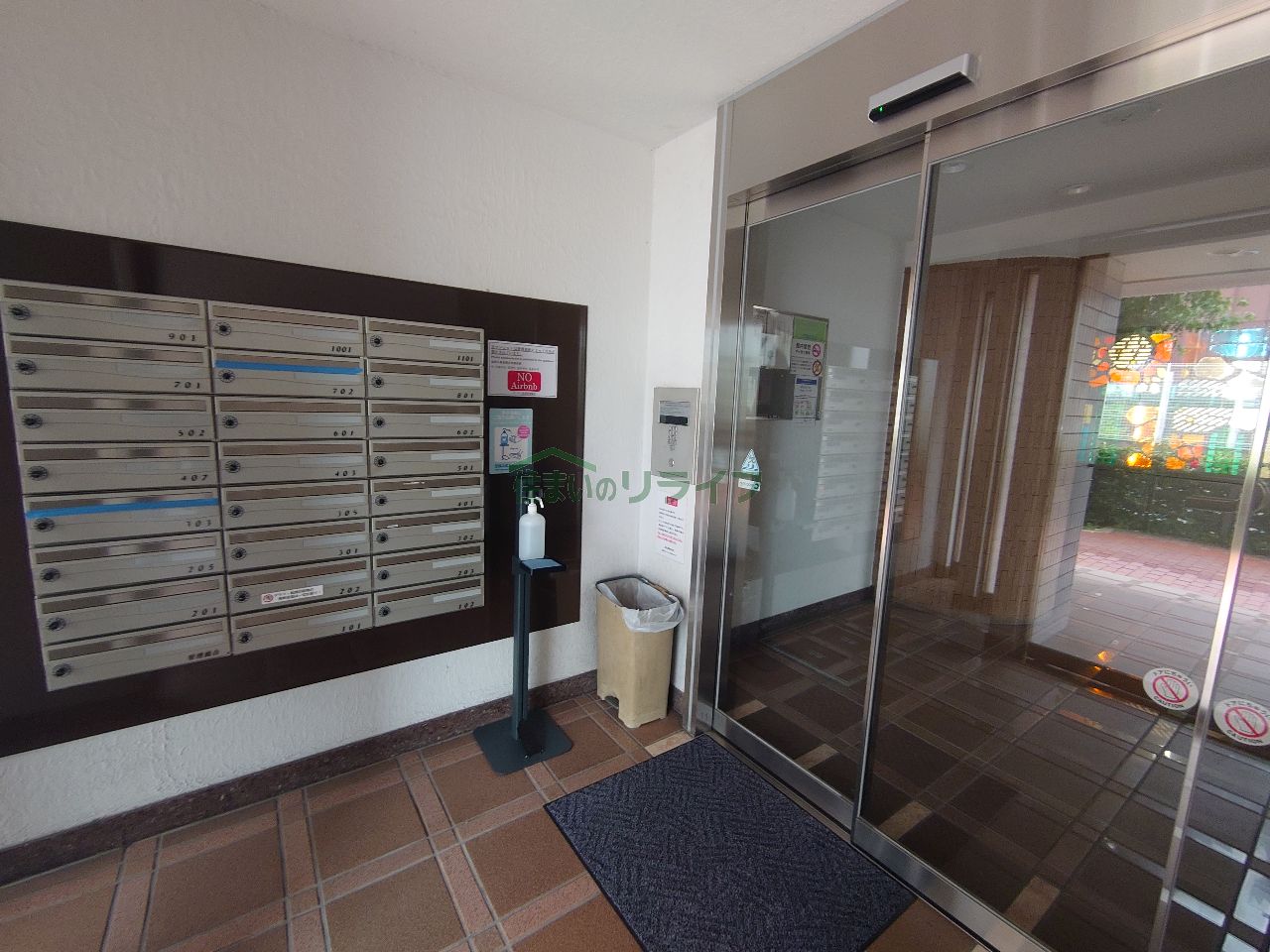 建物エントランス