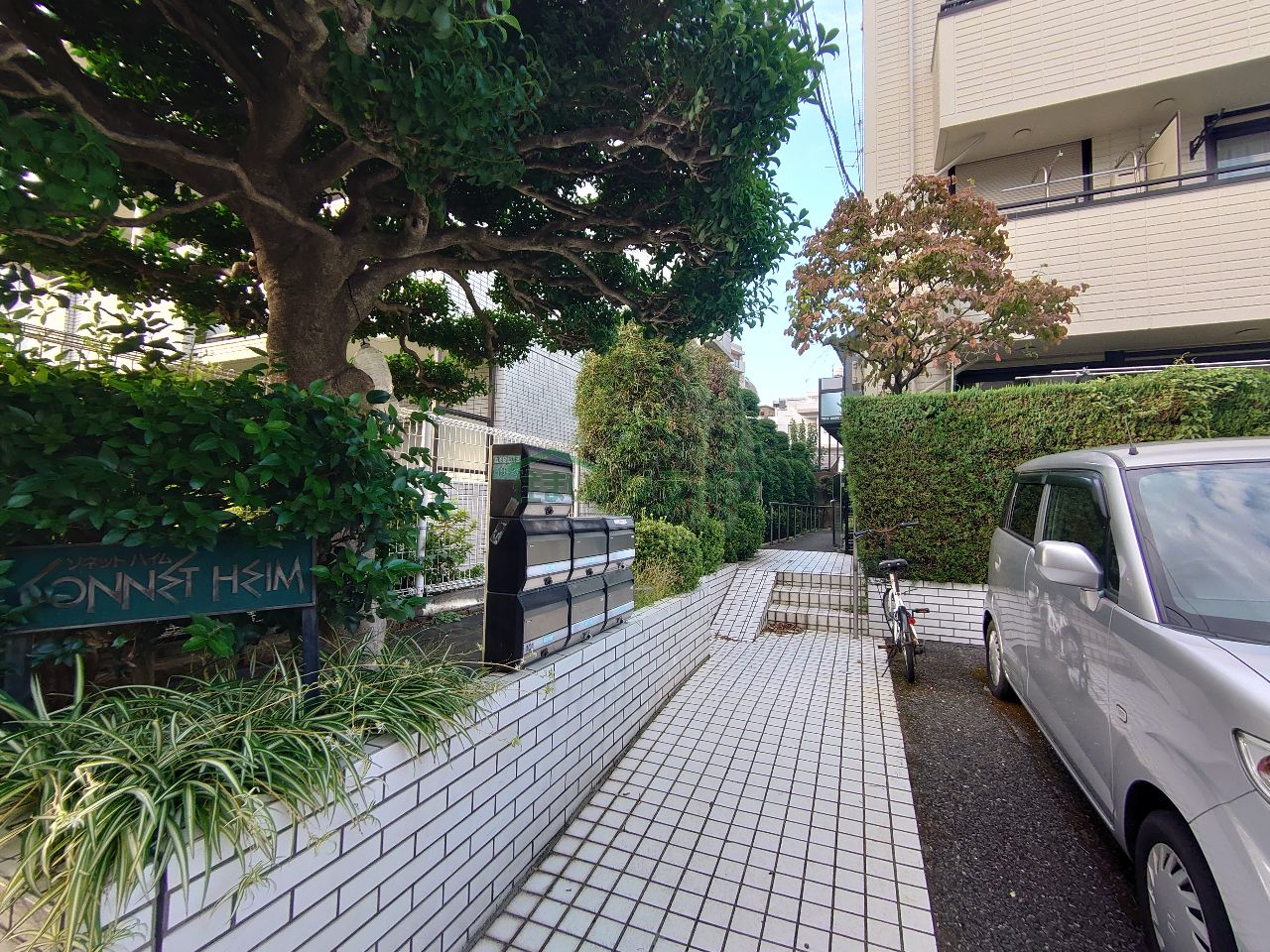 建物エントランス