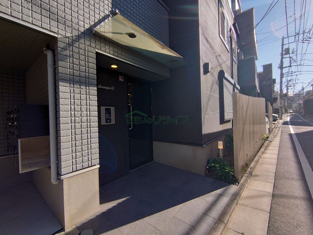 建物エントランス