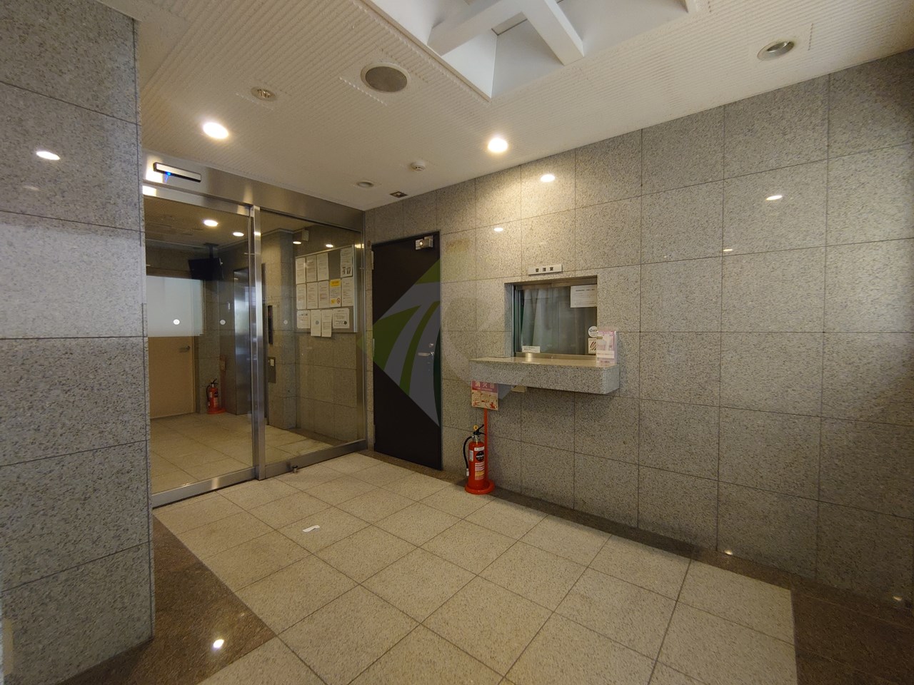 建物エントランス