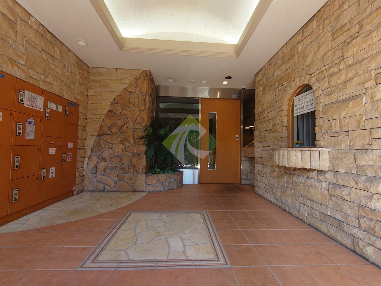 建物エントランス