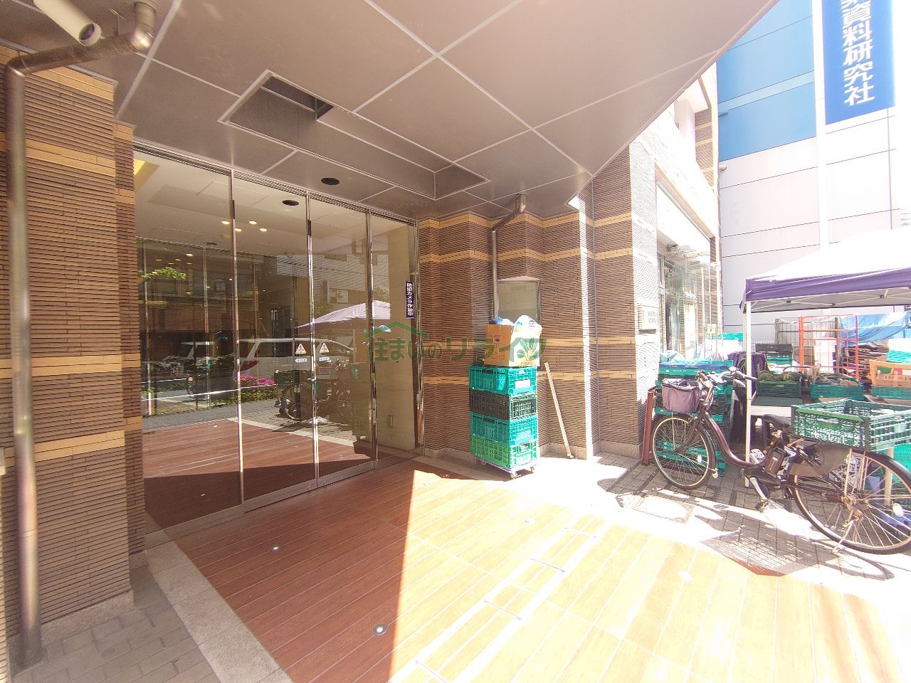 建物エントランス