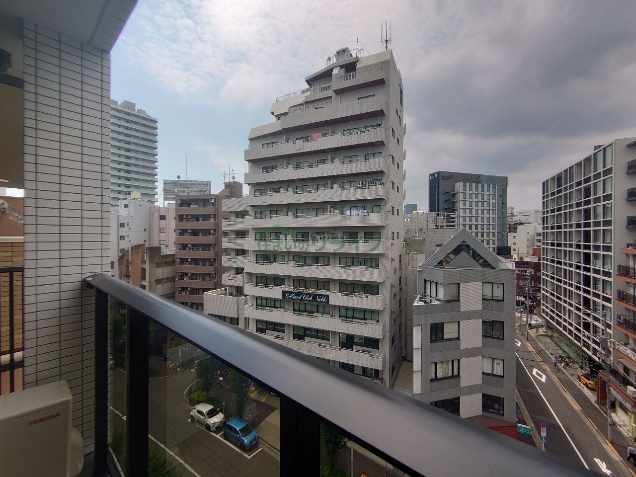 バルコニー