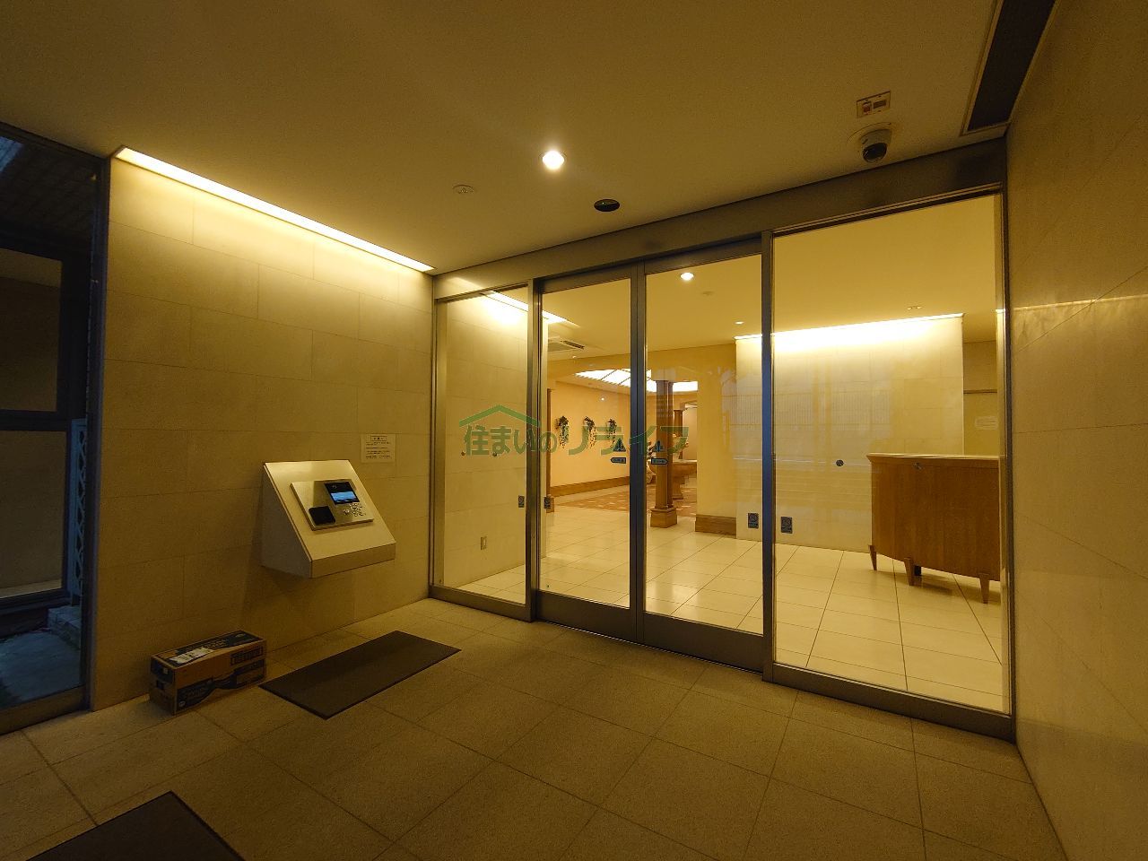 建物エントランス