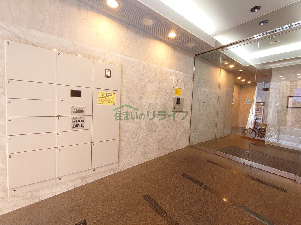 建物エントランス