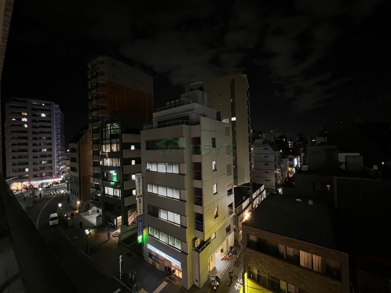 バルコニー