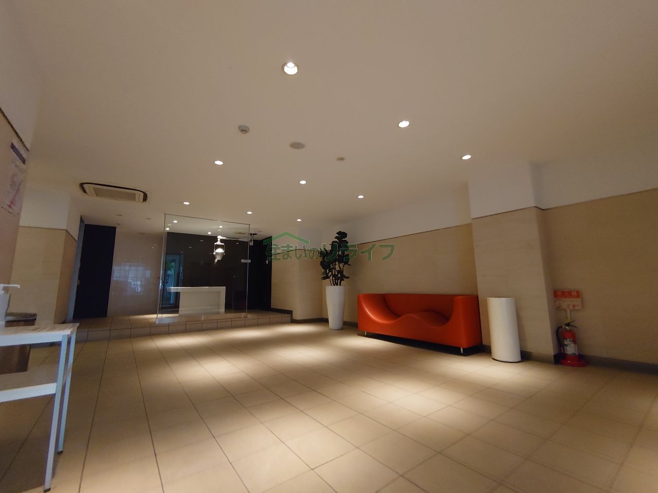 建物エントランス