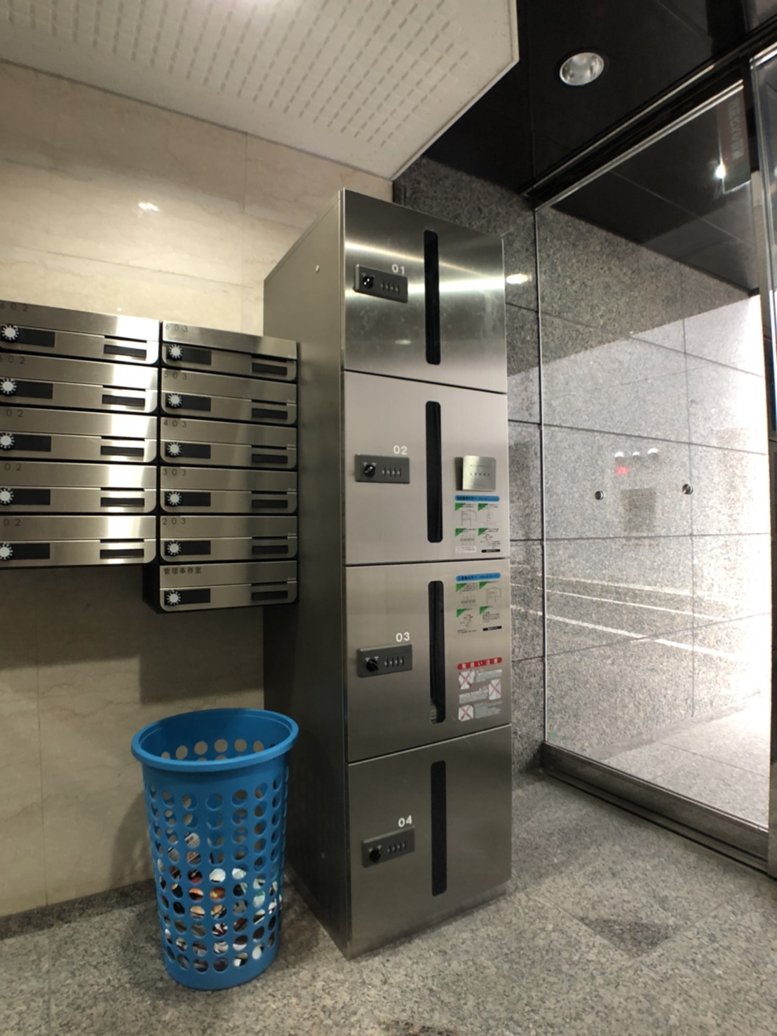 建物エントランス