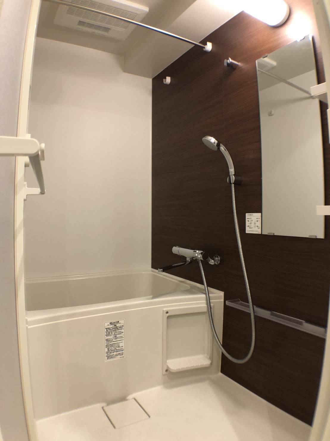 シャワールーム