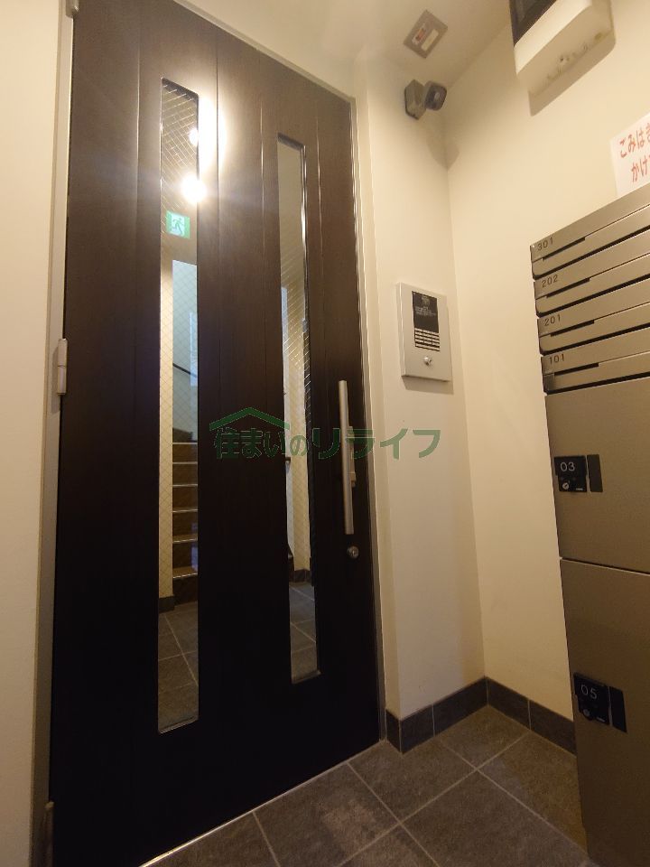 建物エントランス