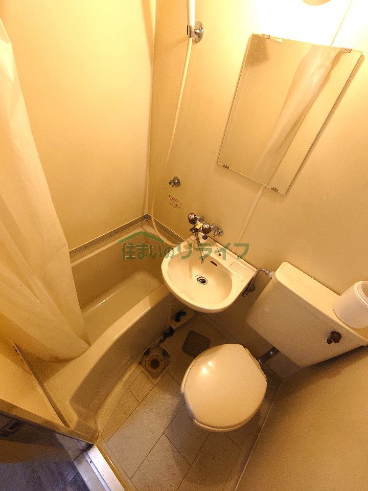 シャワールーム