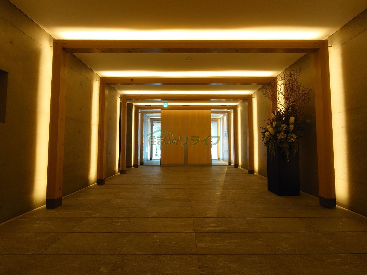 建物エントランス