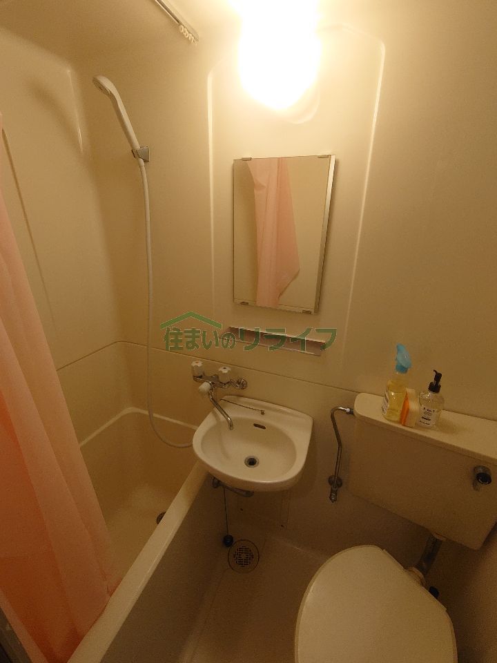 シャワールーム