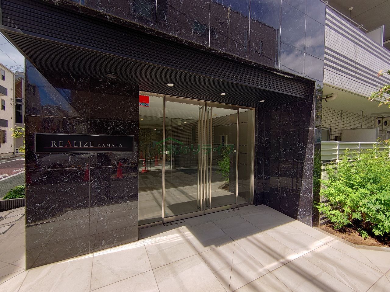 建物エントランス