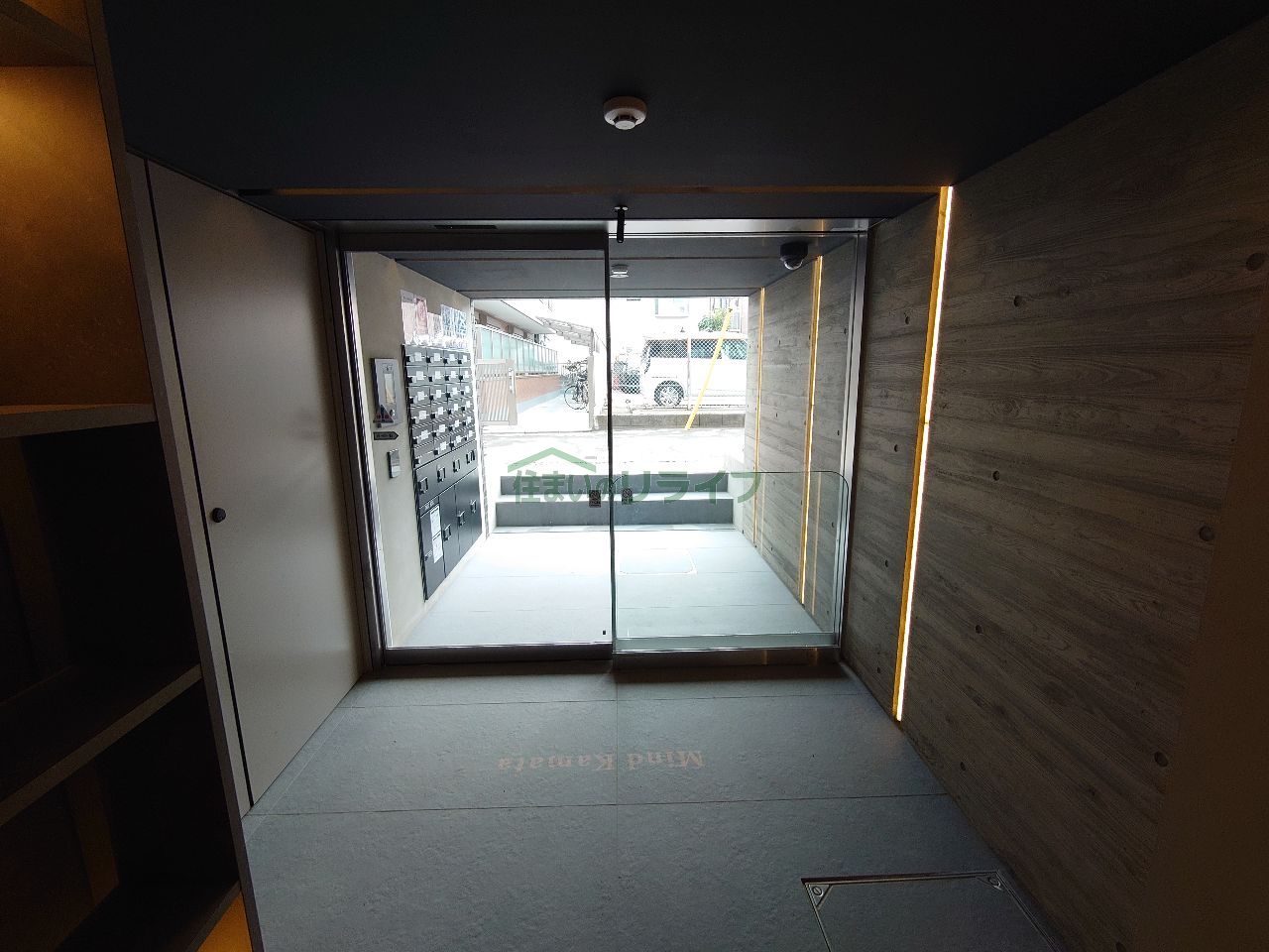 建物エントランス