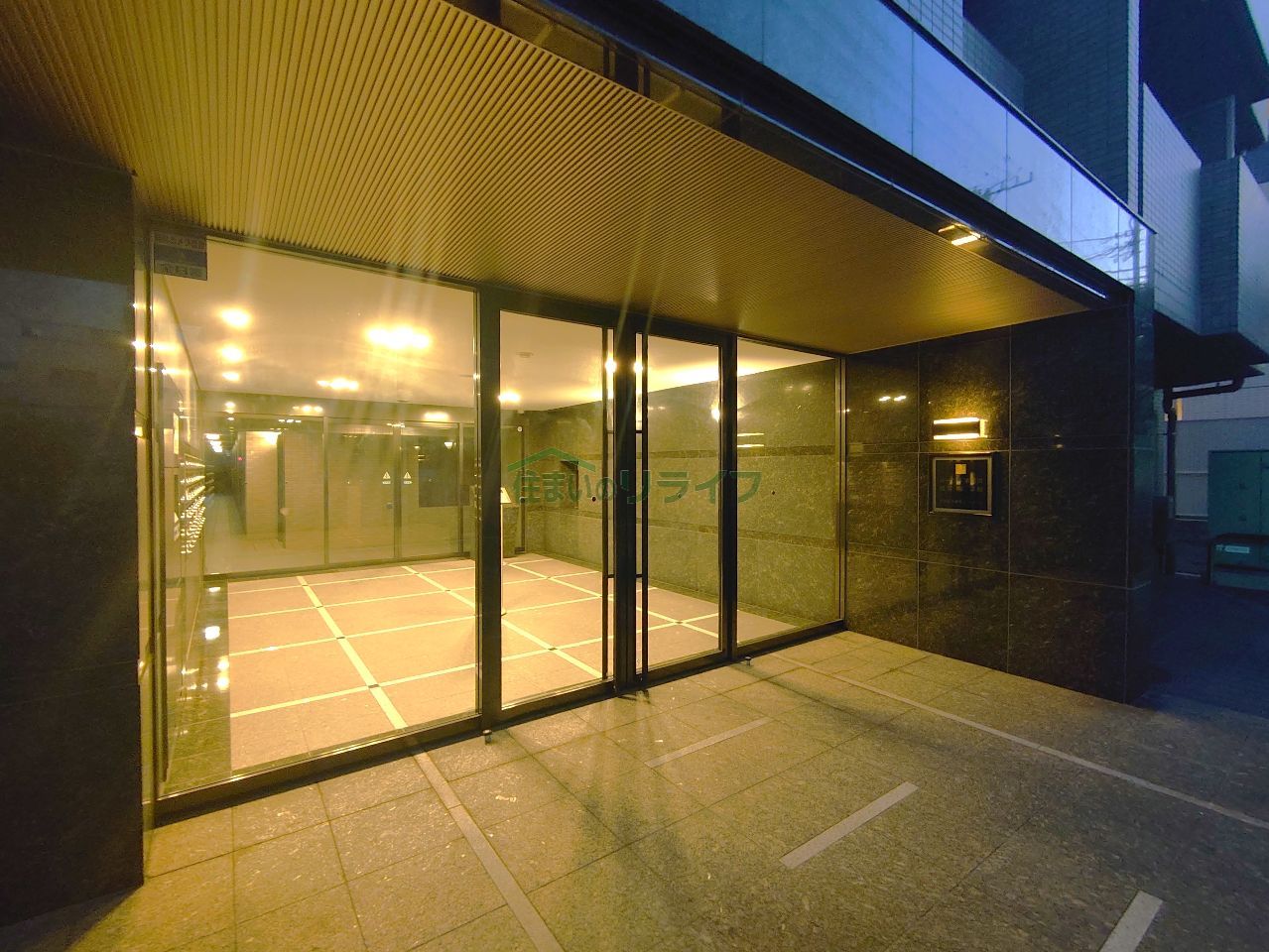 建物エントランス