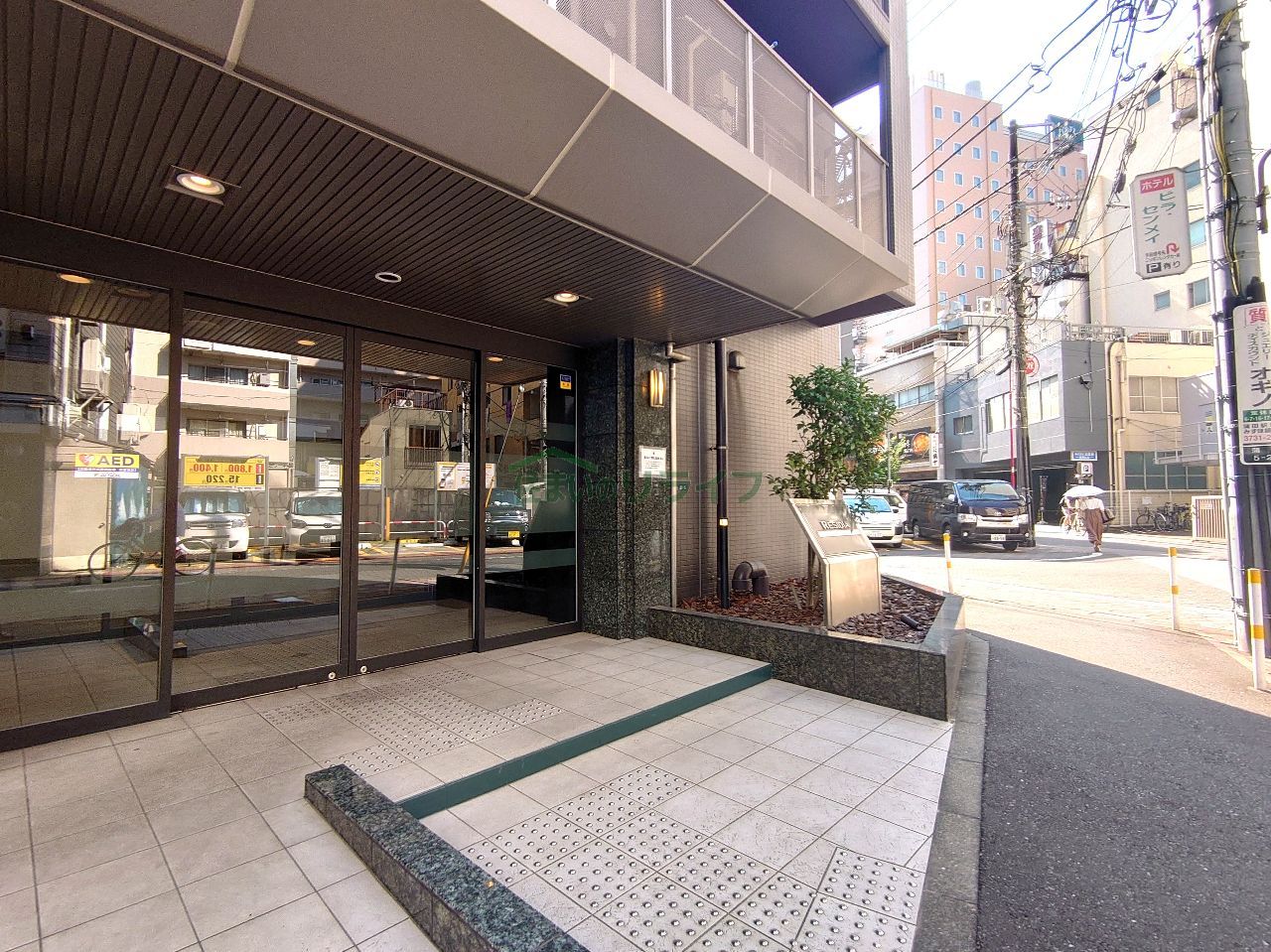 建物エントランス