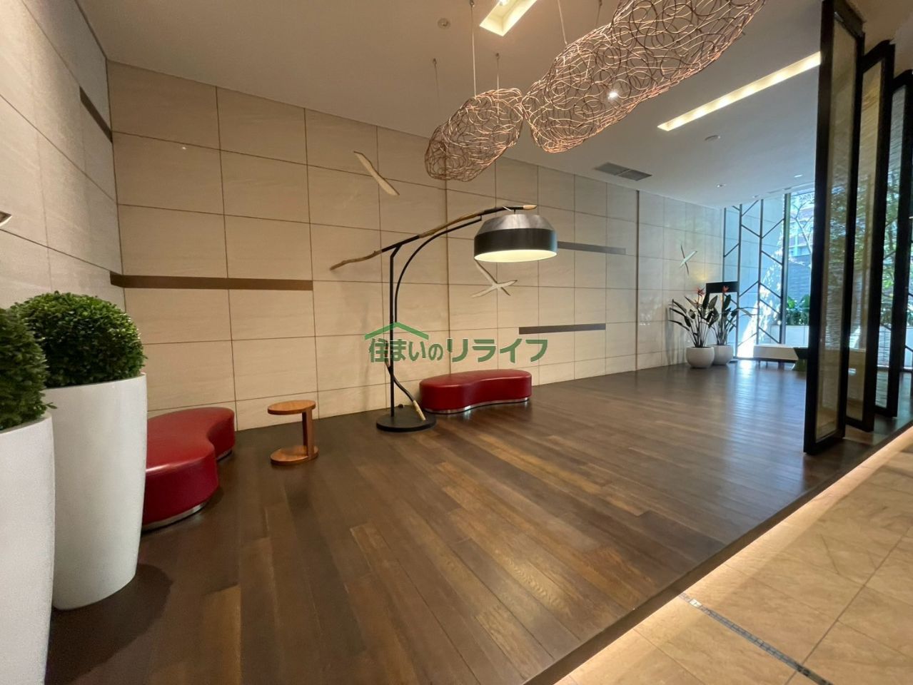 建物エントランス