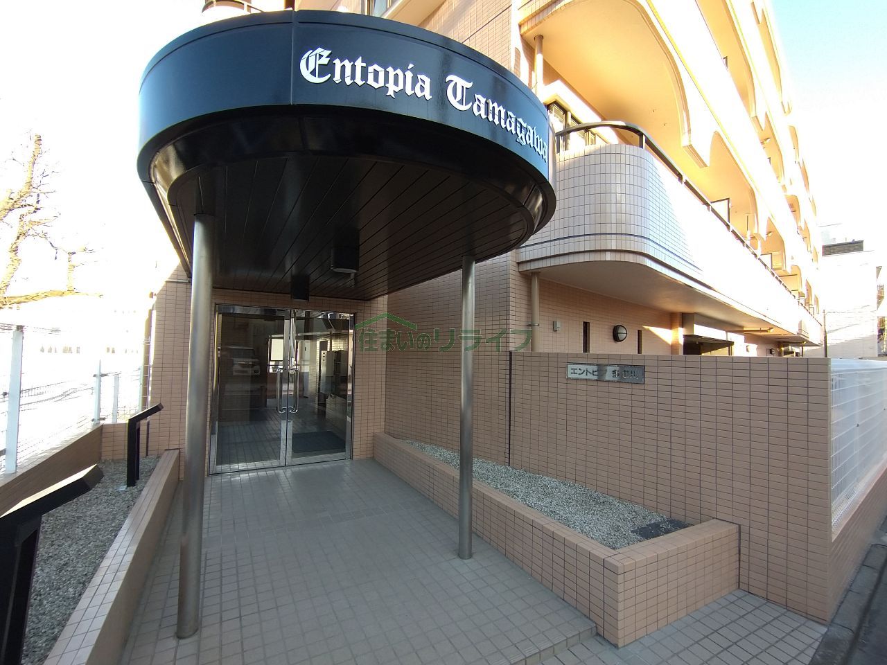 建物エントランス