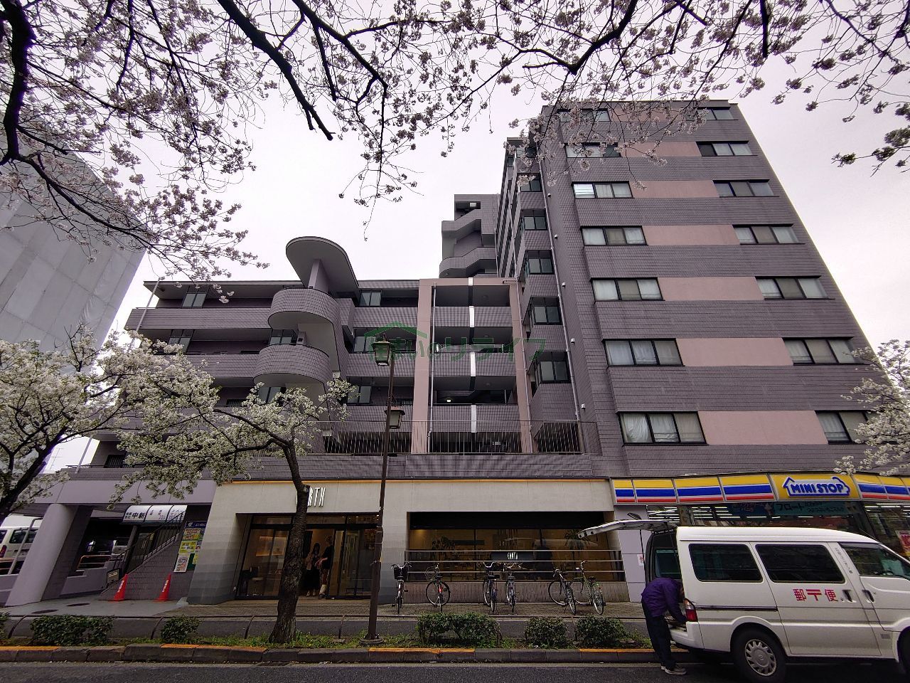 建物外観