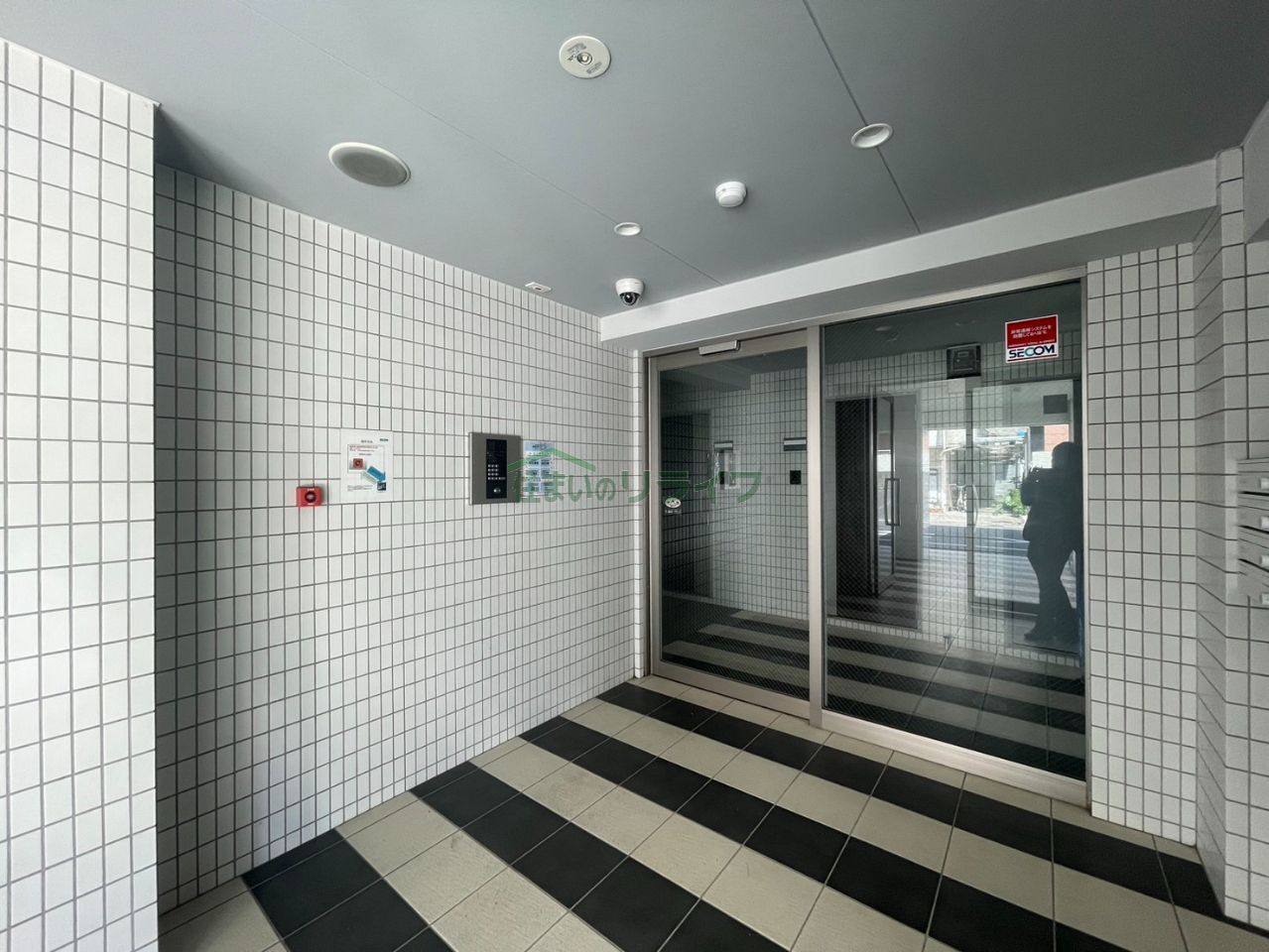 建物エントランス