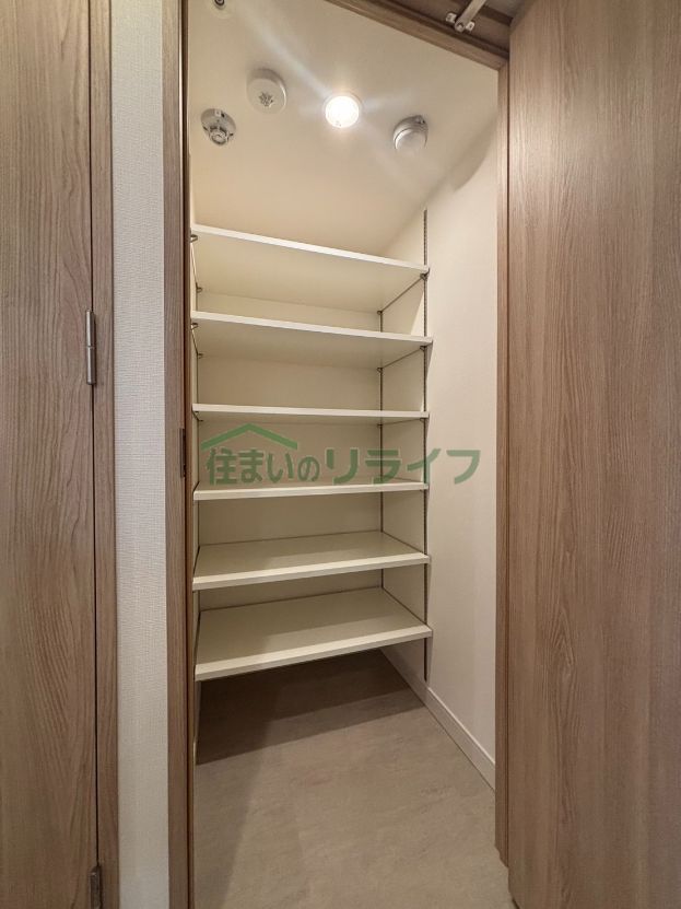 収納
