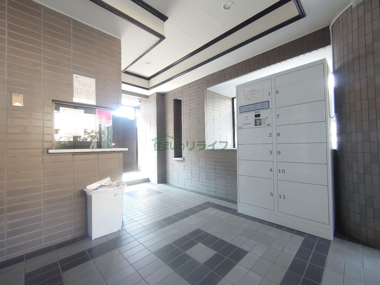 建物エントランス