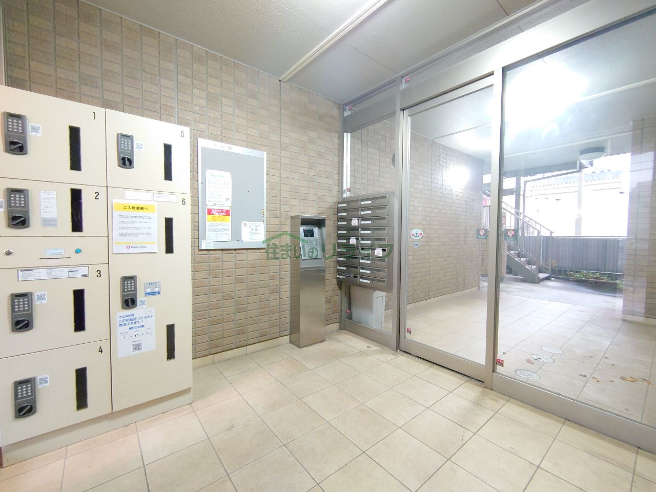 建物エントランス