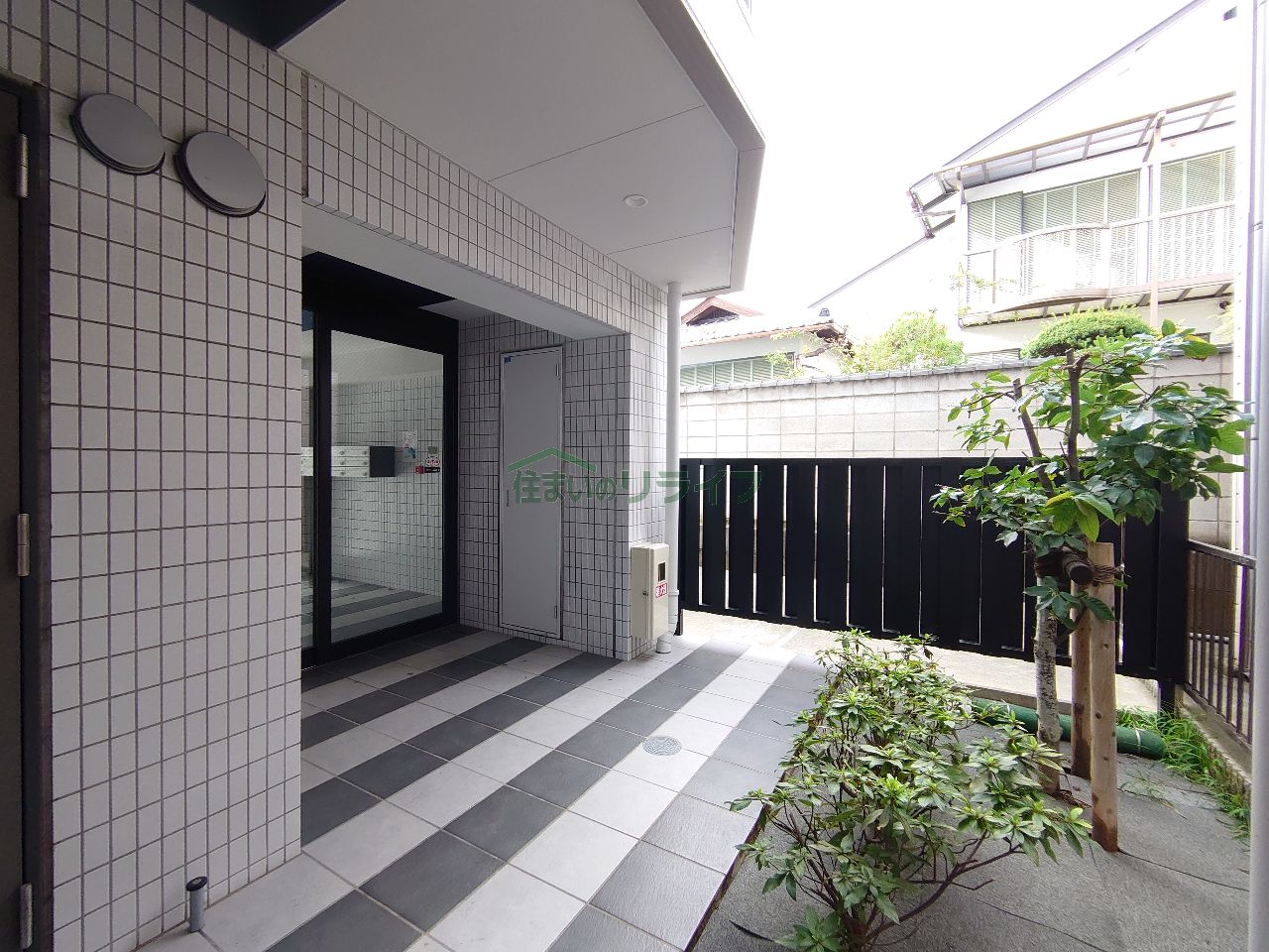 建物エントランス