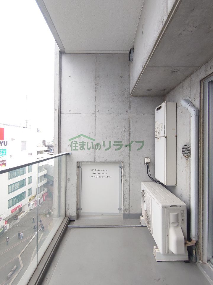 バルコニー
