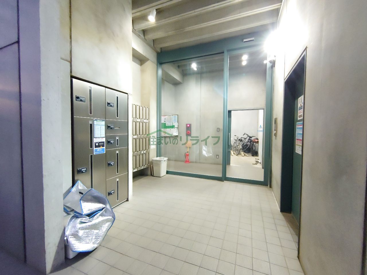 建物エントランス