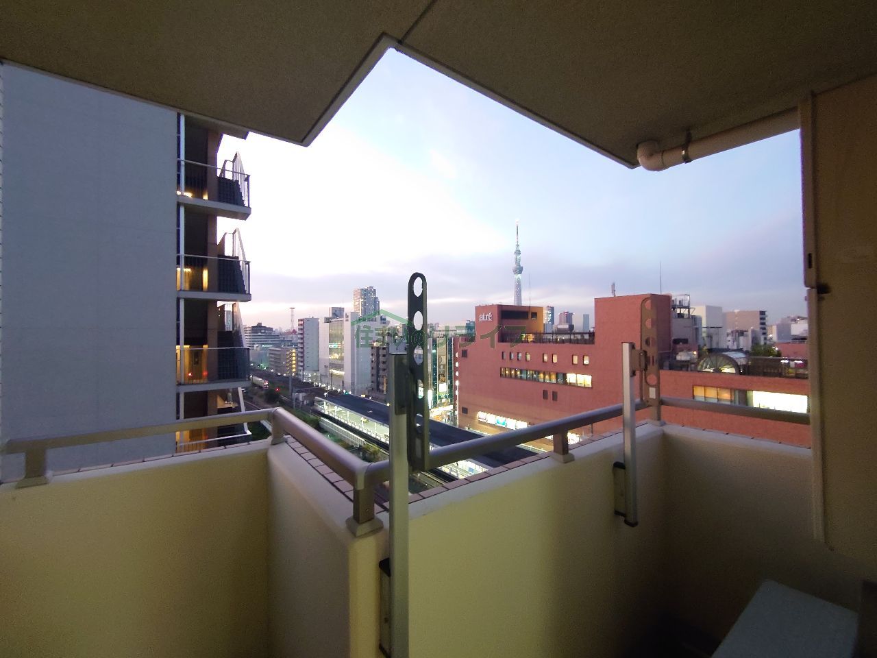 バルコニー