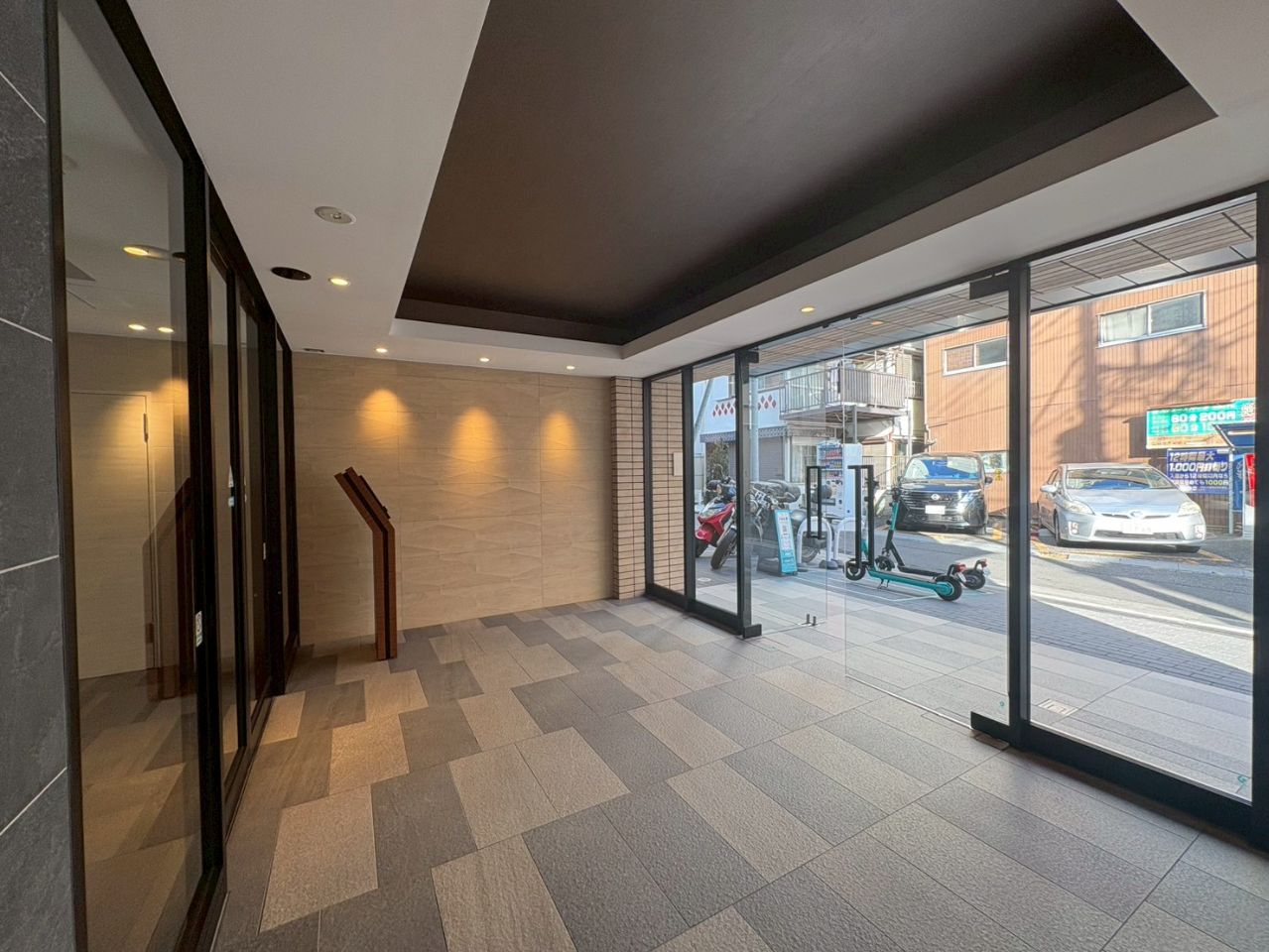 建物エントランス