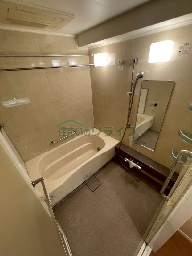 シャワールーム