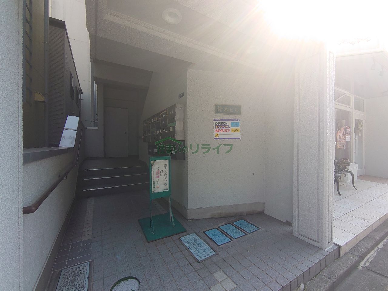 建物エントランス