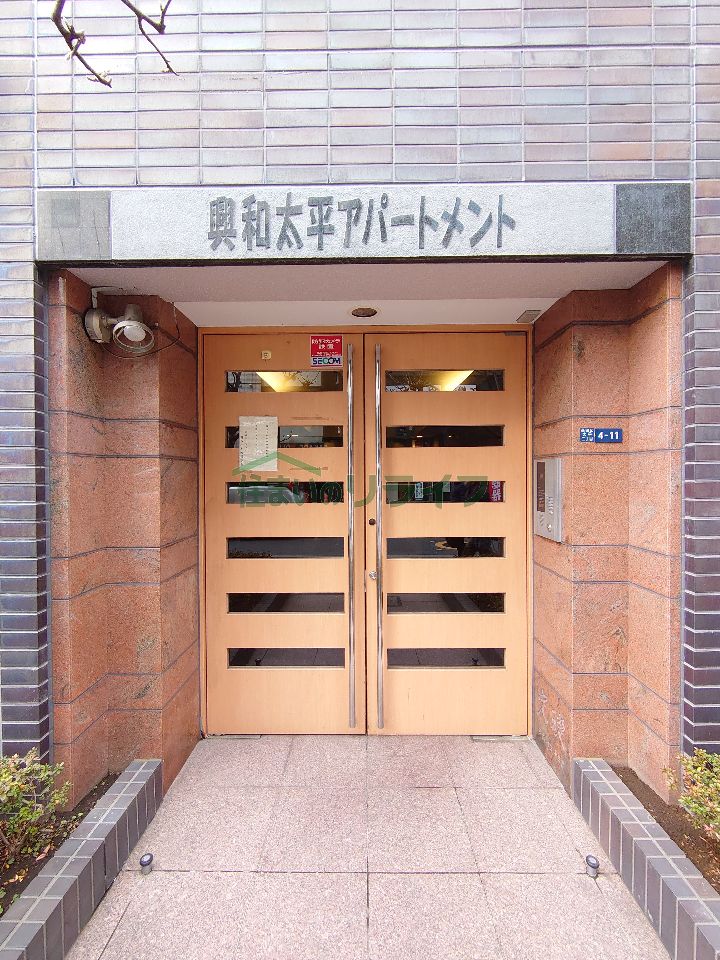 建物エントランス