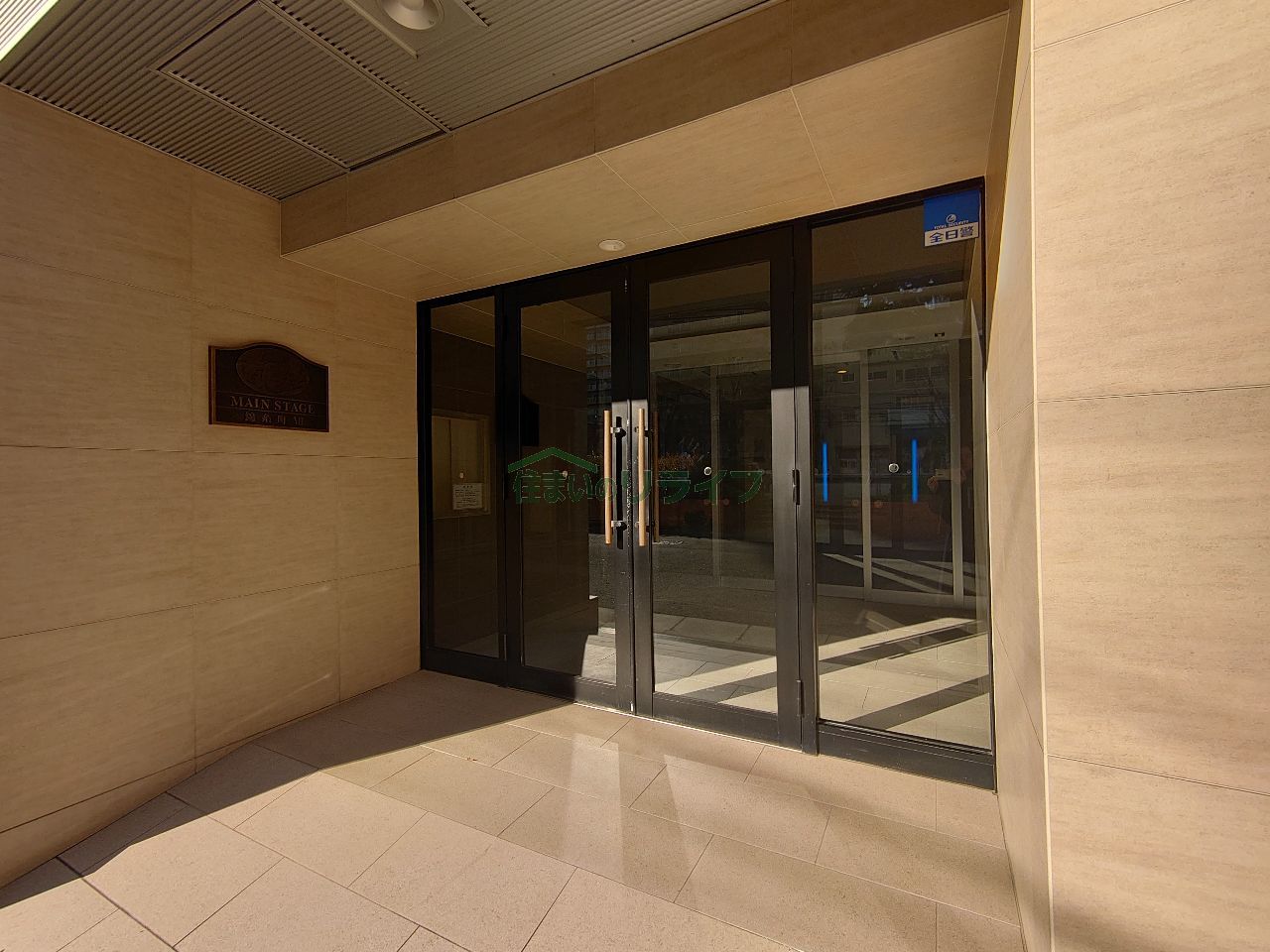 建物エントランス