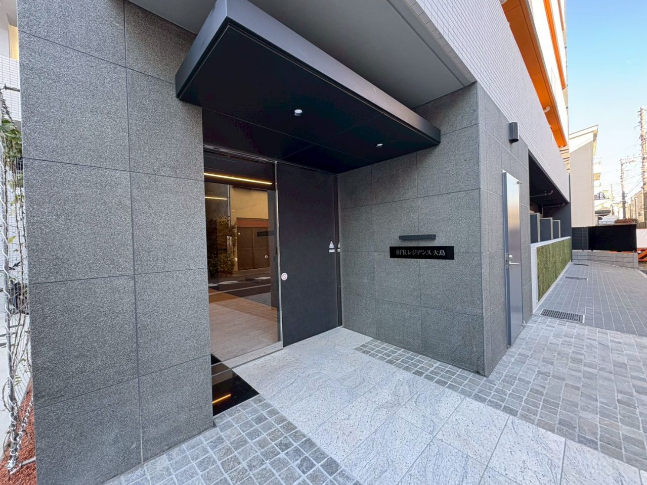 建物エントランス