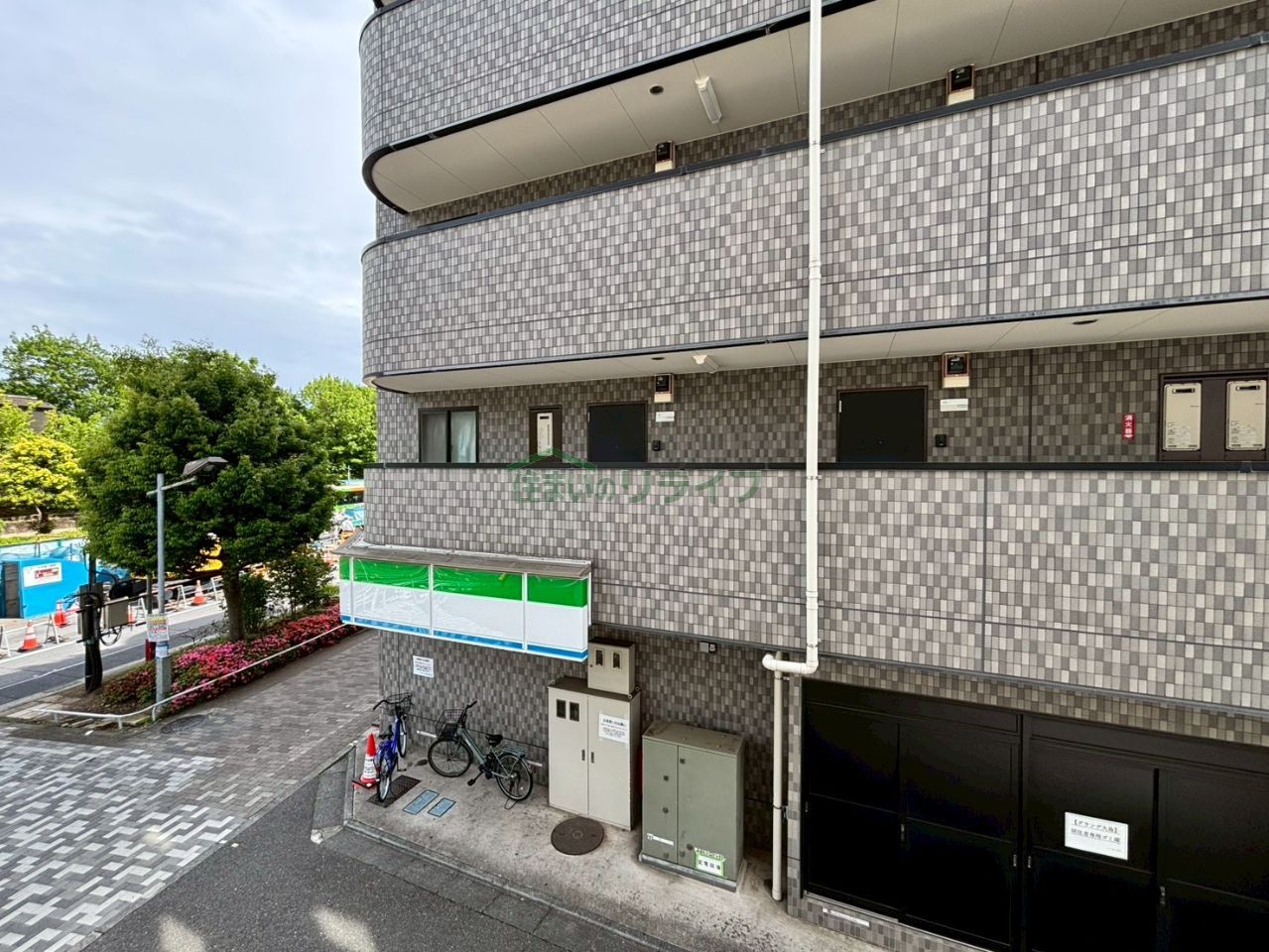 バルコニー