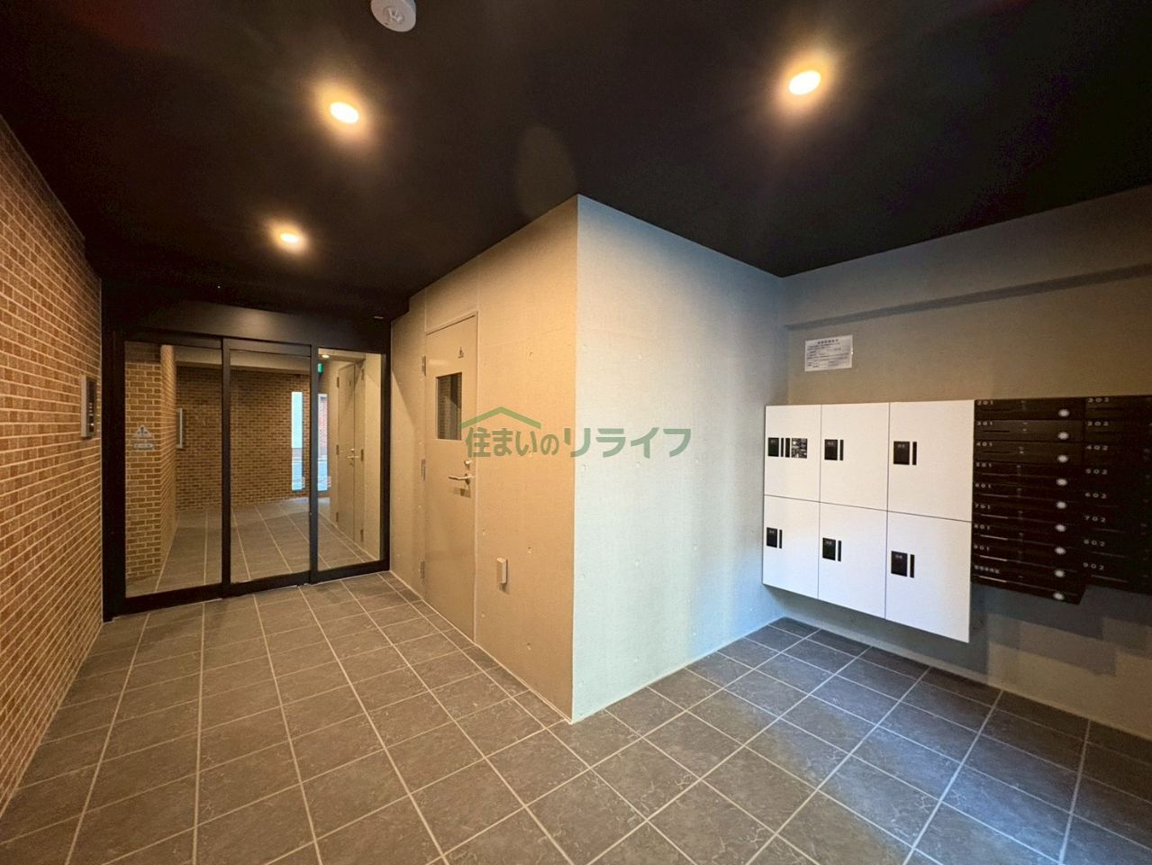 建物エントランス