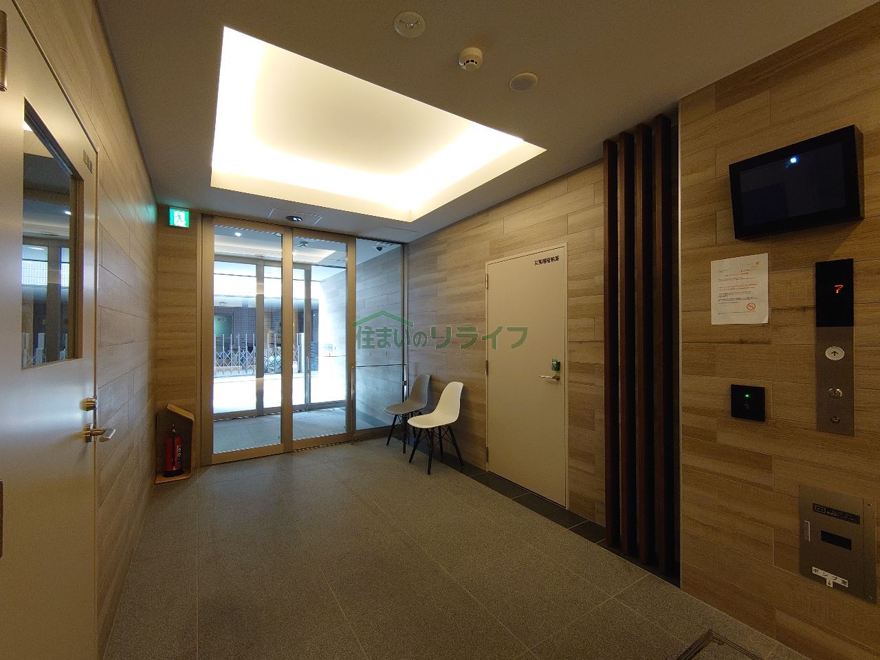 建物エントランス