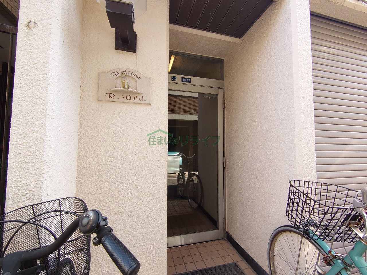 建物エントランス