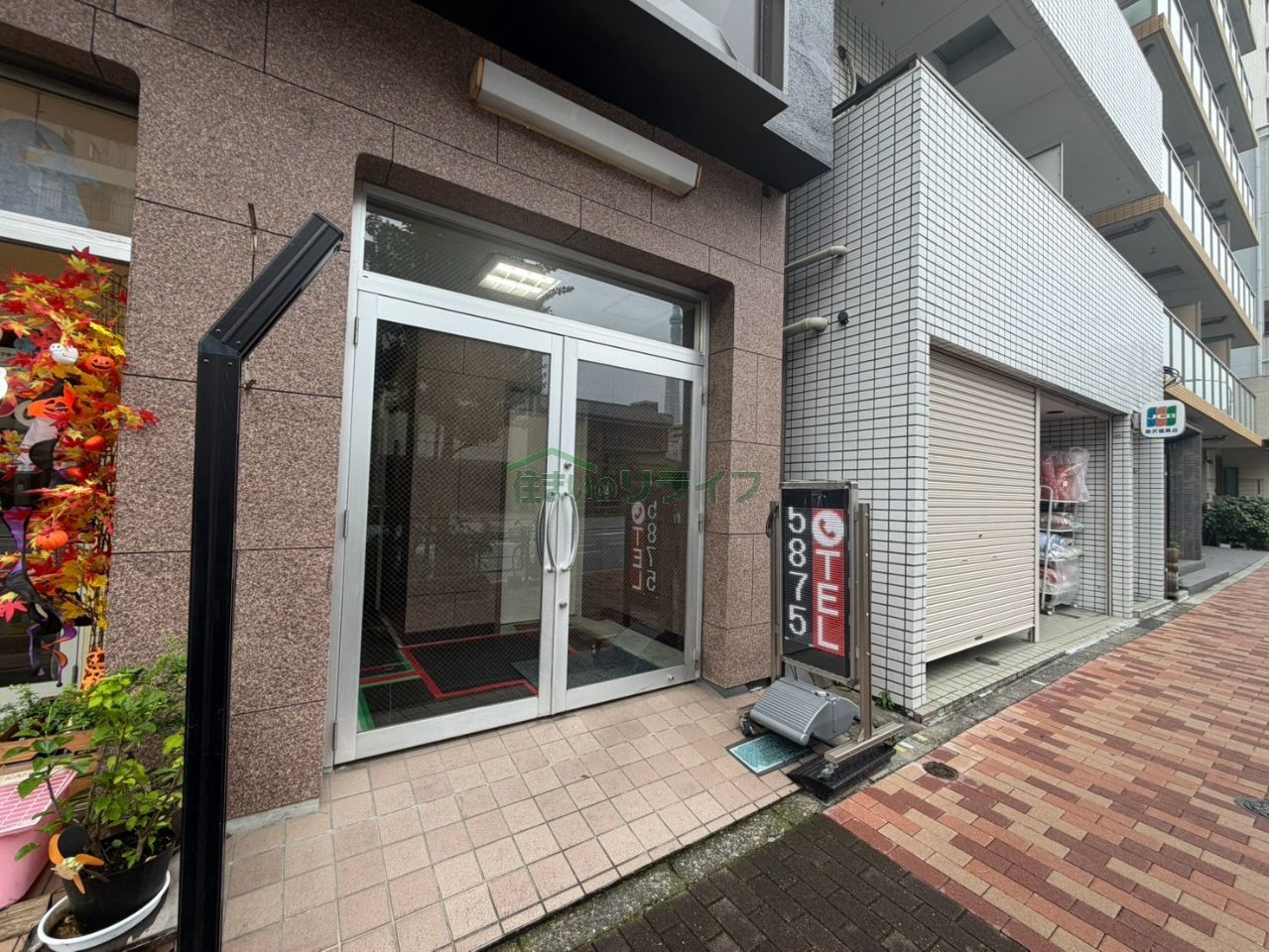 建物エントランス