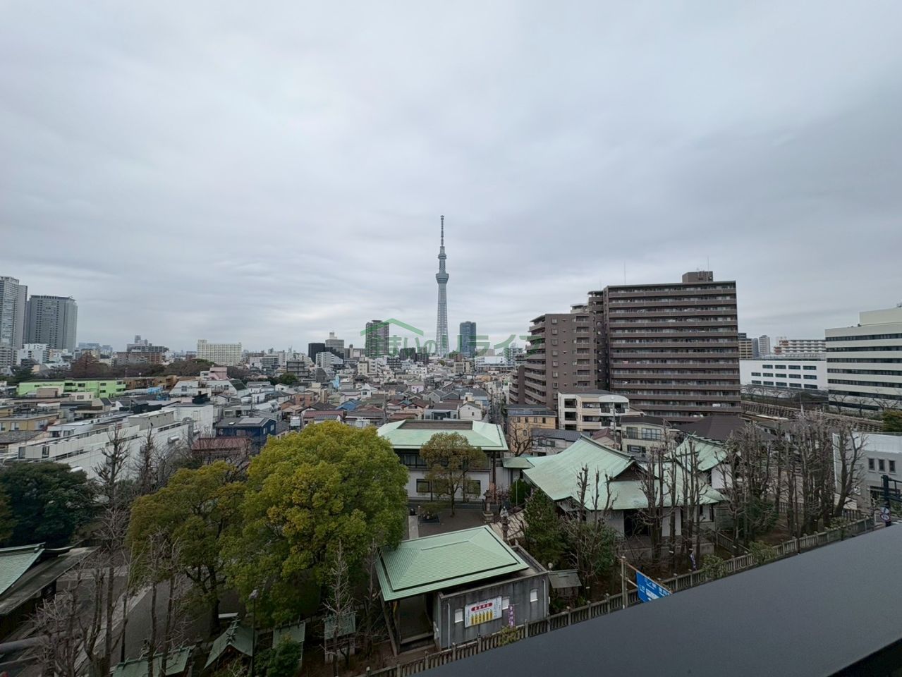 バルコニー