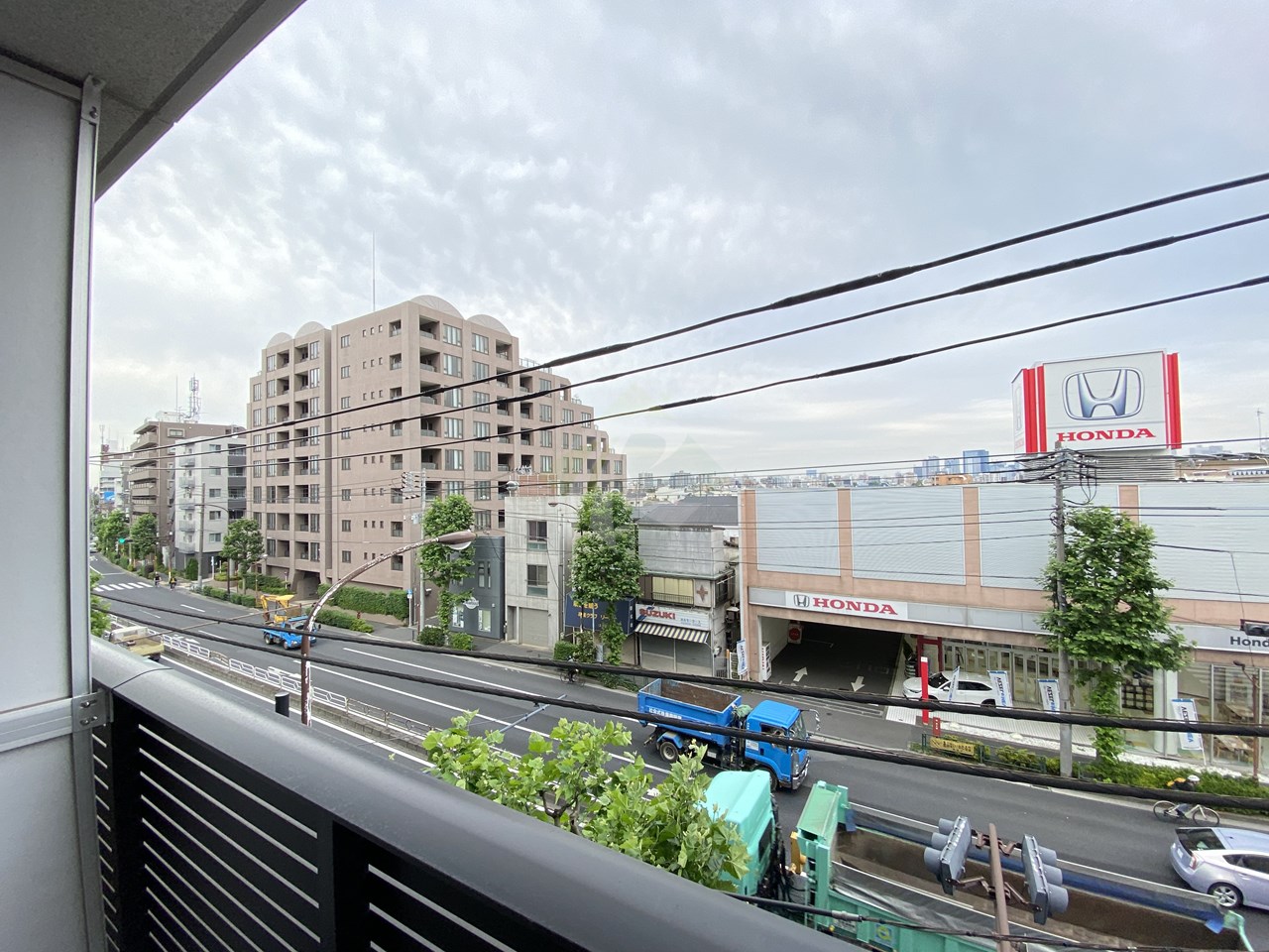 バルコニー