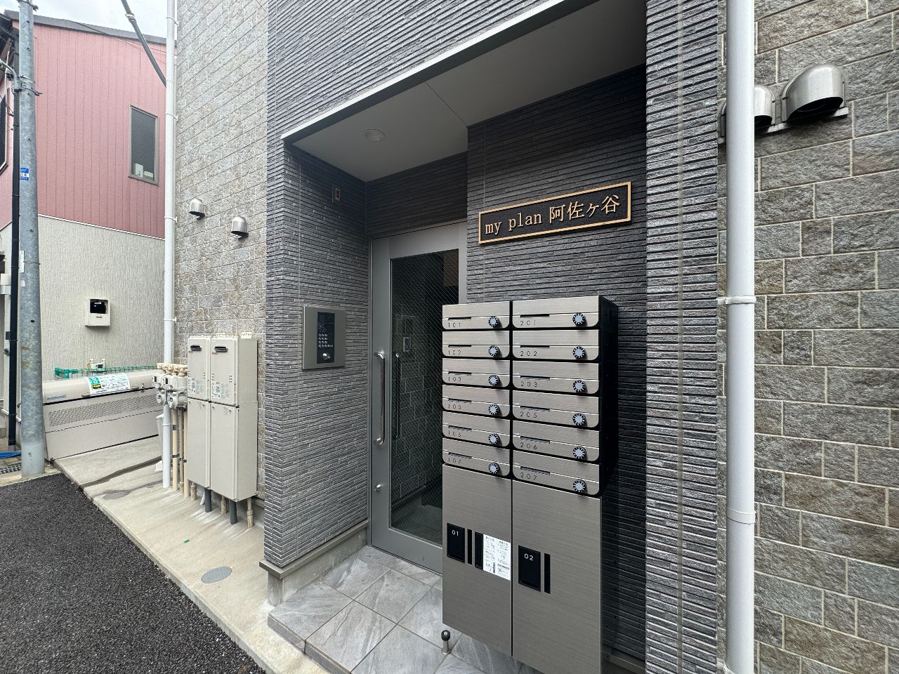 建物エントランス