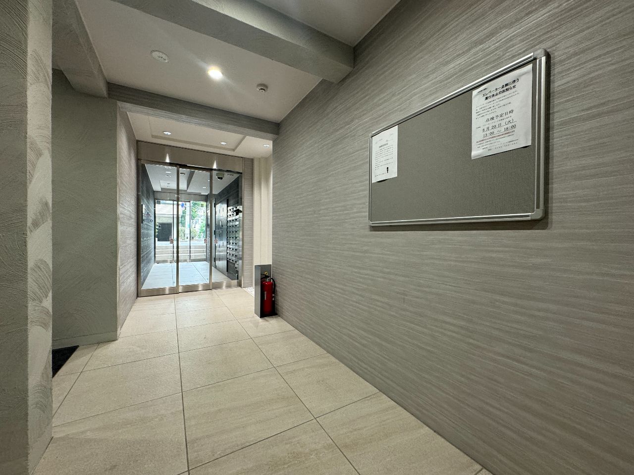 建物エントランス